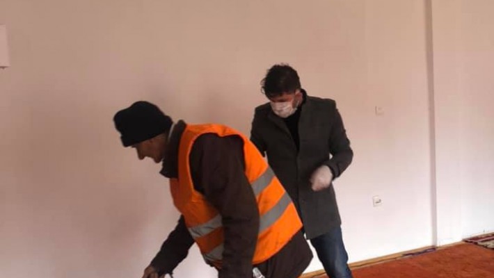Dezinfektohen Xhamitë në komunën e Sarajit